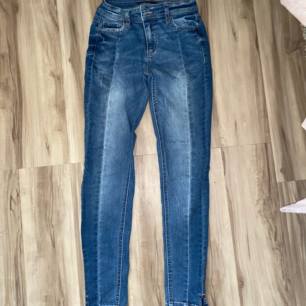 Skinny jeans